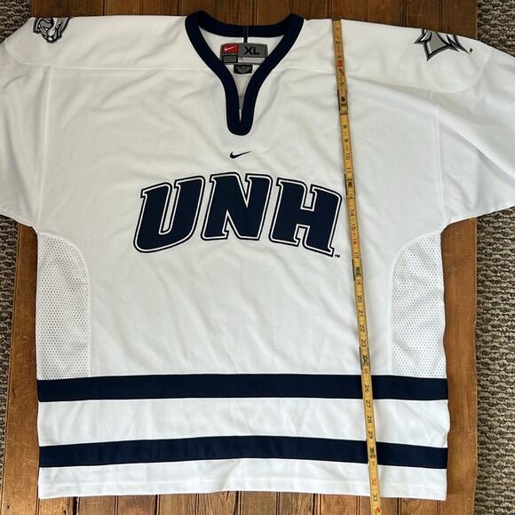 University of New Hampshire, official hockey shirt NWT new  by Nike size xl - Picture 3 of 8
